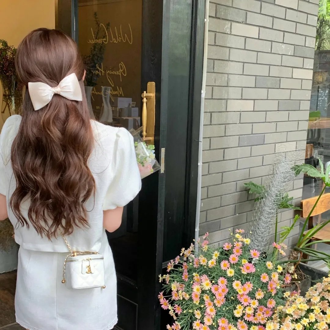 被送养老院我开办老年修仙大学